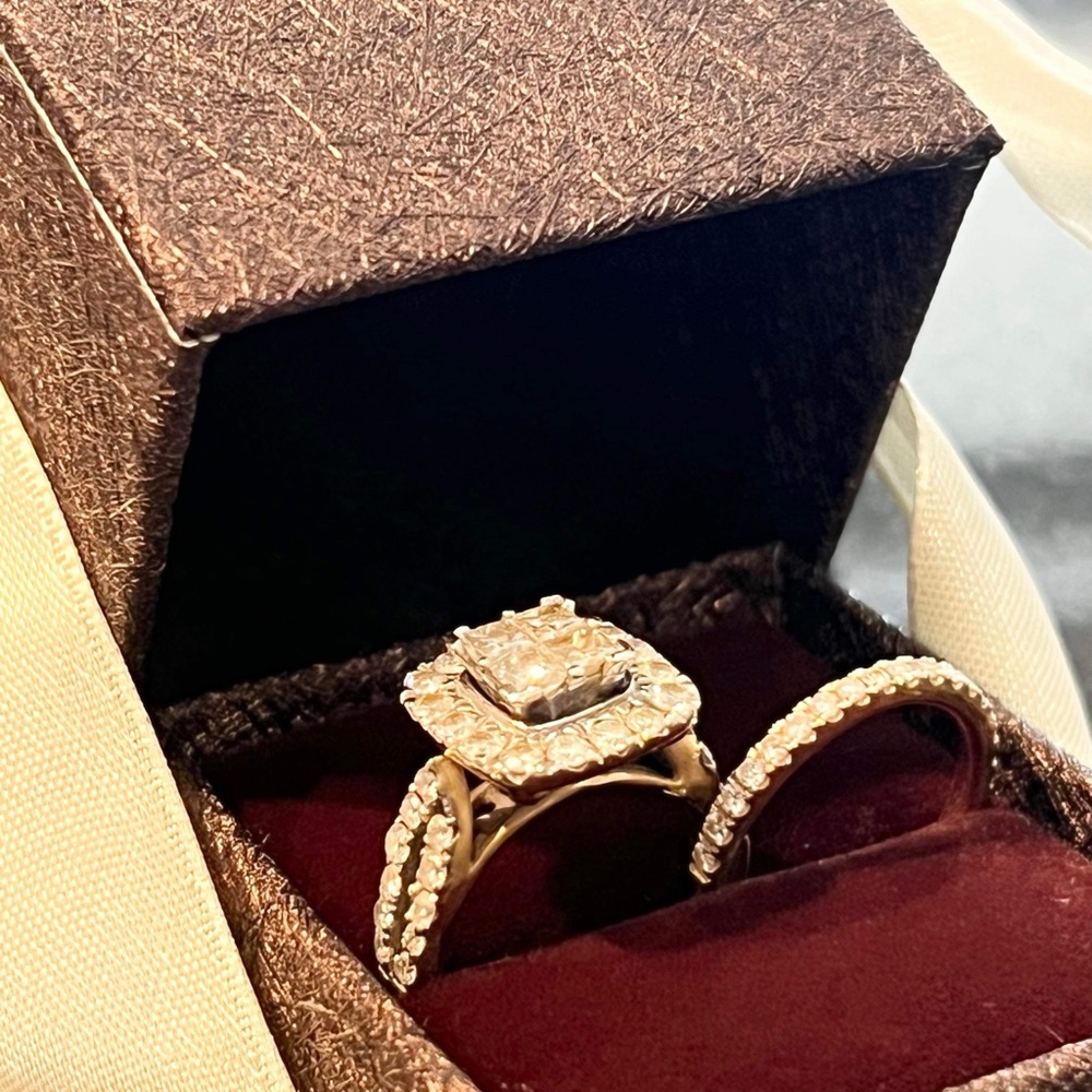 Elegant Gold and Silver Ring Set